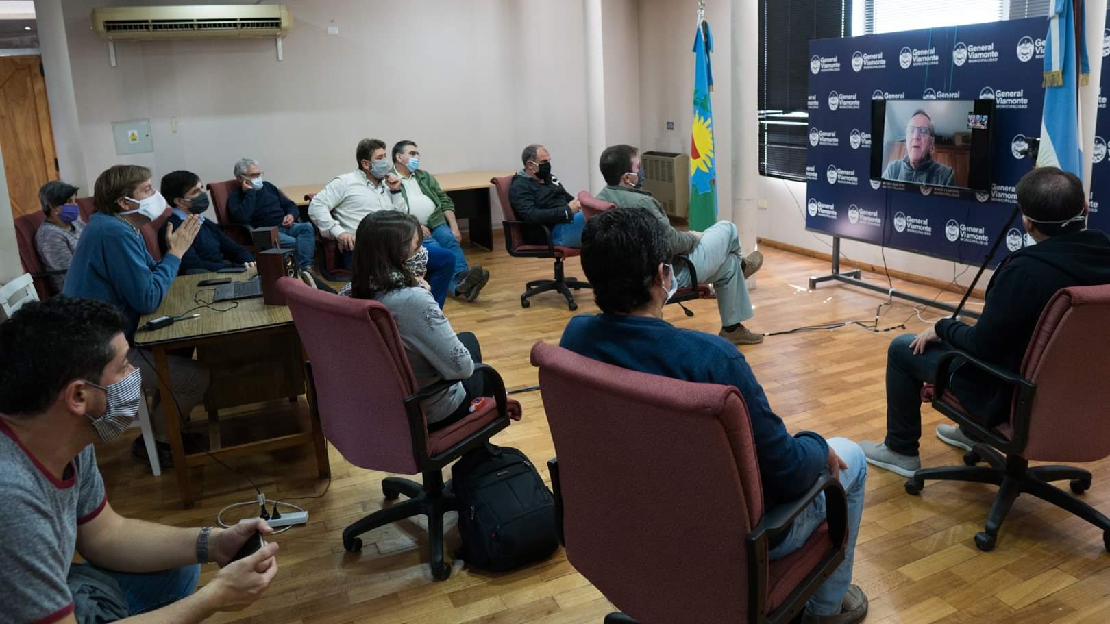 reunión del comité de crisis con Eduardo López