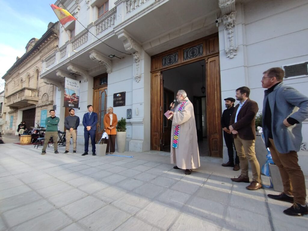 Esta tarde quedaron inauguradas las nuevas instalaciones de la escuela de música municipal en la sede de la Sociedad Española.
