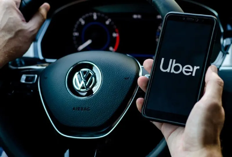 el-plan-que-uber-circule-multas-y-los-taxis-tiemblen