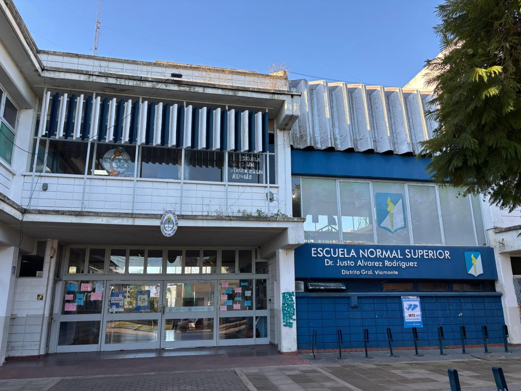 Escuela normal superior
